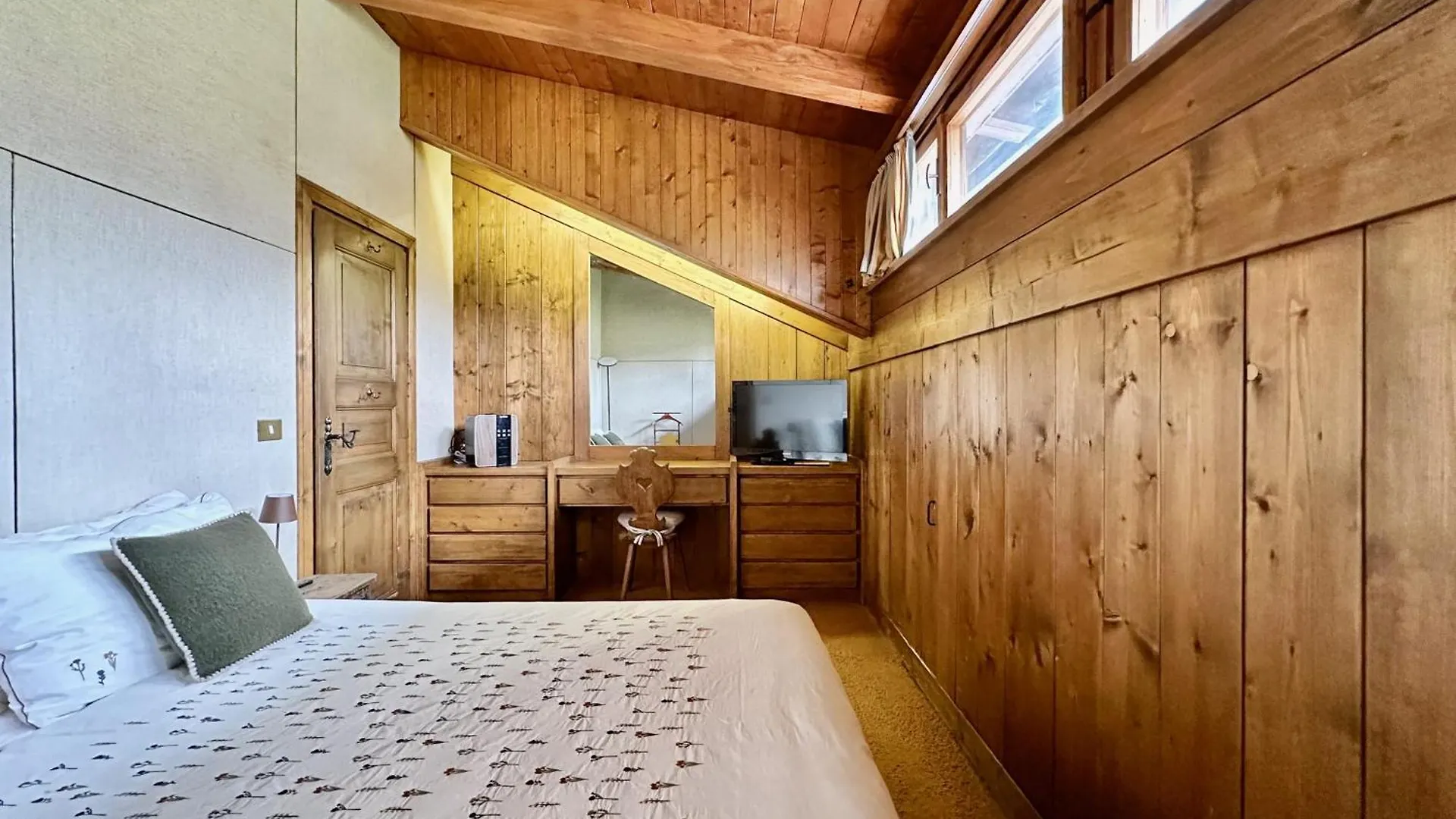 Beautiful 3 Bedroom Flat In Cortina dʼAmpezzo Italia